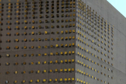 Installazione d'arte per le leggi raziali a pisa Elena Cologni