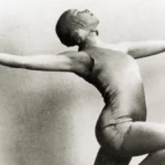 Giannina Censi in costume da aviatore -